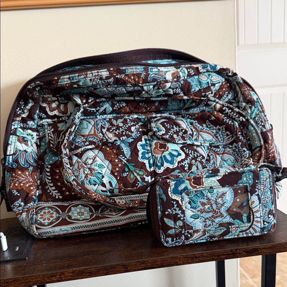Floral Patterned Travel Bag Set